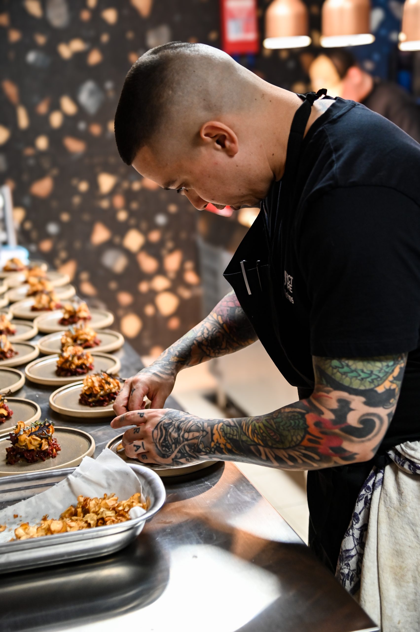 Le chef Julien Phavorachitch, restaurant Amme par le Champagne Augustin